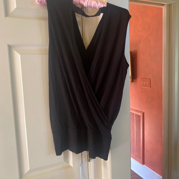 Maria  Cornejo - Picture 2 of 2